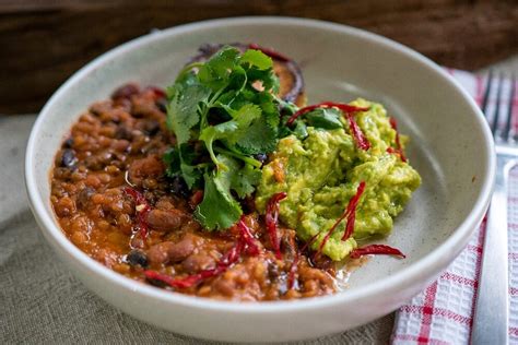 How many calories are in chilli non carne with rice - calories, carbs, nutrition