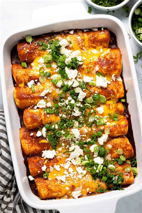 How many calories are in chipotle chicken enchiladas verde with black bean corn mache choux ii - calories, carbs, nutrition