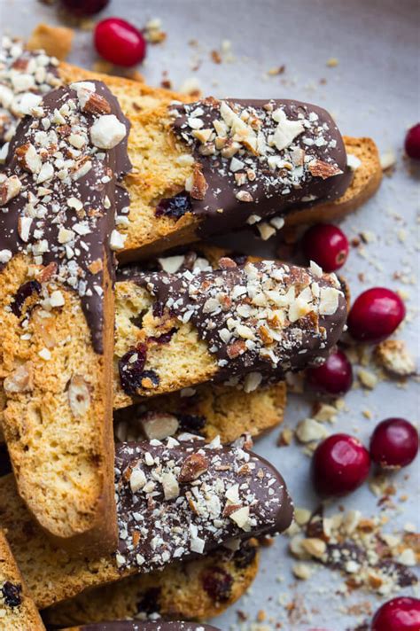 How many calories are in chocolate almond cranberry biscotti - calories, carbs, nutrition