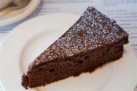 How many calories are in chocolate garbanzo bean cake (38848.0) - calories, carbs, nutrition