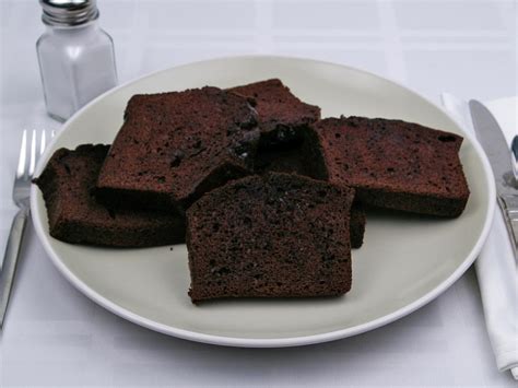 How many calories are in chocolate loaf cake - calories, carbs, nutrition
