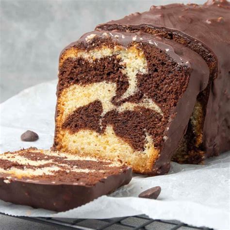 How many calories are in chocolate marble loaf cake - calories, carbs, nutrition