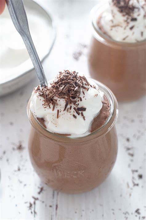 How many calories are in chocolate mousse - calories, carbs, nutrition