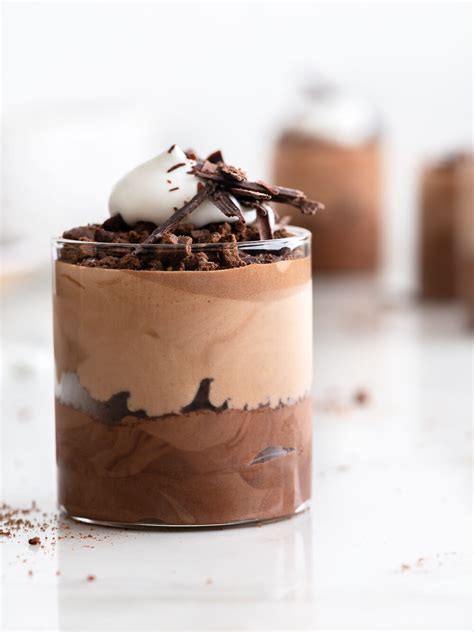 How many calories are in chocolate scary mousse parfait - calories, carbs, nutrition