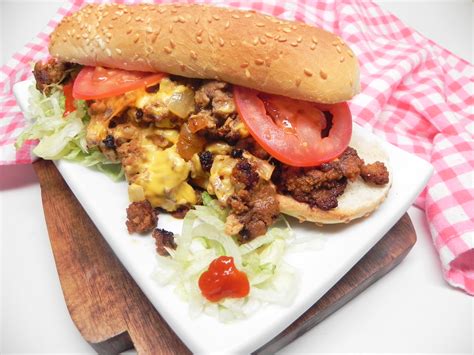 How many calories are in chopped cheese sandwich - calories, carbs, nutrition