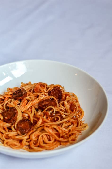 How many calories are in chorizo chilli pasta - calories, carbs, nutrition