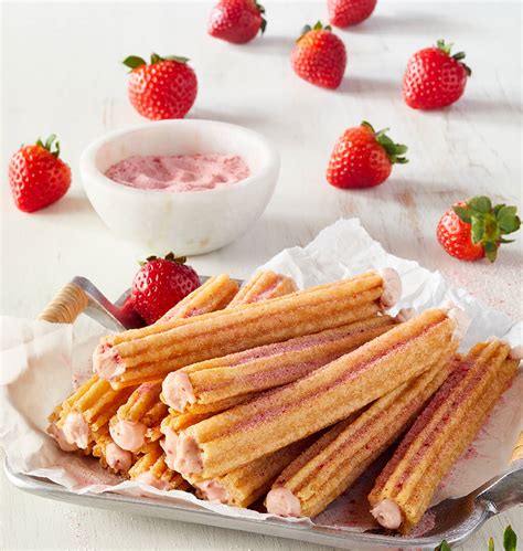 How many calories are in churro strawberry topping 1 ea - calories, carbs, nutrition