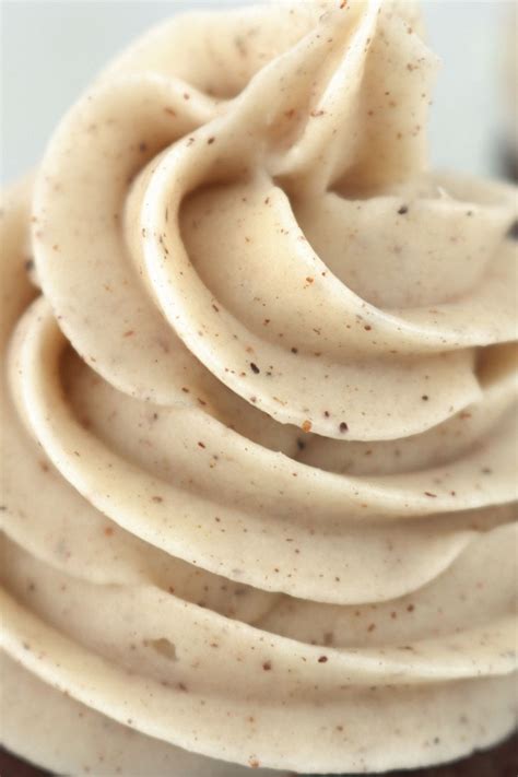 How many calories are in cinnamon cream cheese frosting - calories, carbs, nutrition