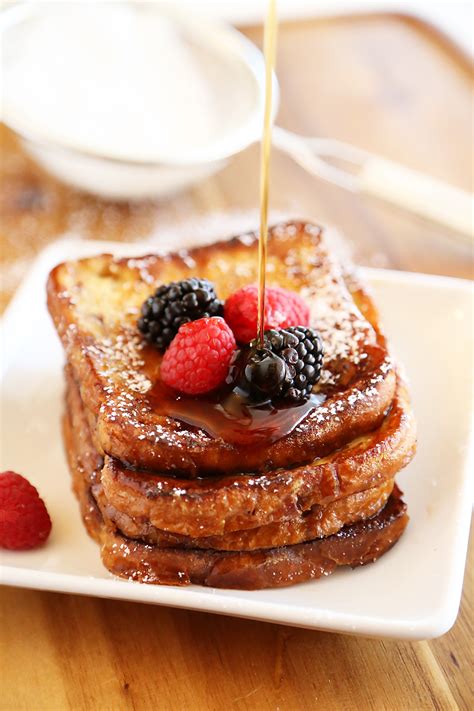 How many calories are in cinnamon raisin bread french toast - calories, carbs, nutrition