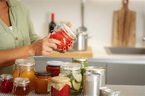 How many calories are in confiture - calories, carbs, nutrition