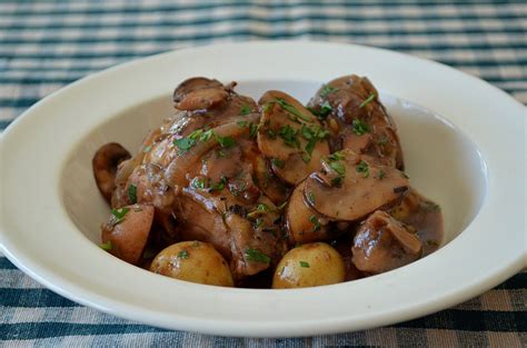 How many calories are in coq au vin (2014) - calories, carbs, nutrition