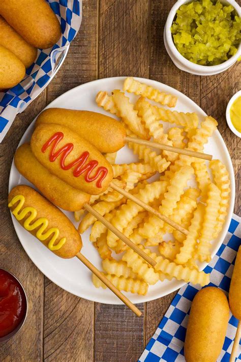 How many calories are in corn dog french fries - calories, carbs, nutrition