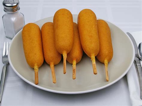 How many calories are in corn dogs - calories, carbs, nutrition