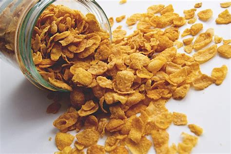 How many calories are in cornflakes - calories, carbs, nutrition