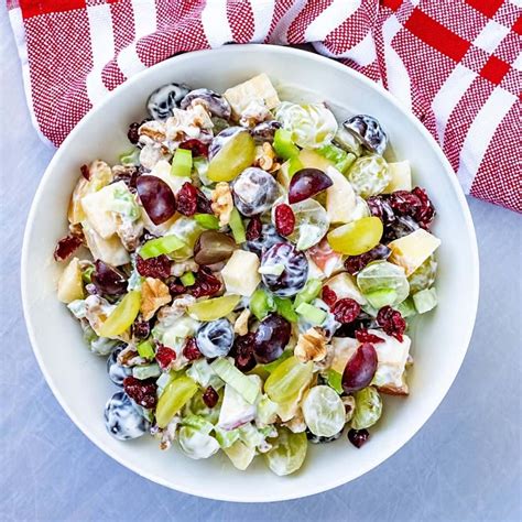 How many calories are in courtside eatery rhonda's chopped waldorf salad - calories, carbs, nutrition