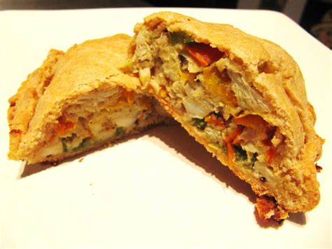 How many calories are in crab empanada with remoulade - calories, carbs, nutrition