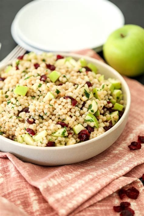 How many calories are in cranberry-apple couscous - calories, carbs, nutrition