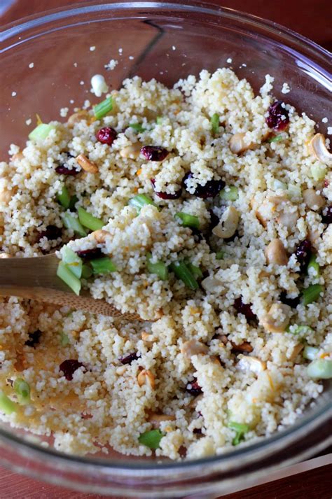 How many calories are in cranberry-cashew couscous - calories, carbs, nutrition