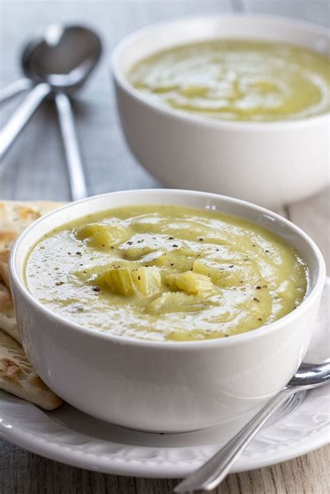 How many calories are in creamy celery soup - calories, carbs, nutrition