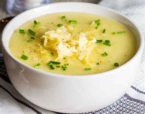 How many calories are in creamy potato leek soup - calories, carbs, nutrition