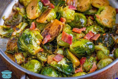 How many calories are in crispy roasted brussels sprouts with bacon - calories, carbs, nutrition