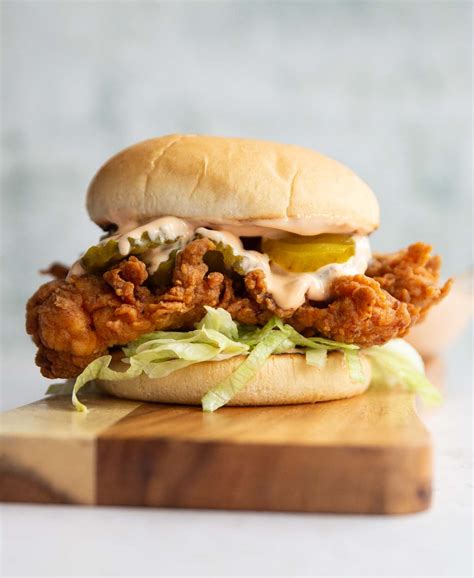 How many calories are in crispy thai chicken sandwich - calories, carbs, nutrition