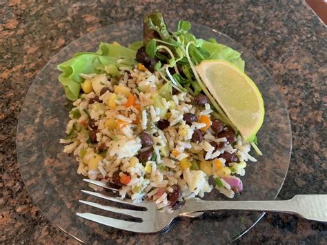 How many calories are in cuban rice salad with corn & beans - calories, carbs, nutrition