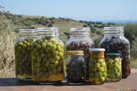 How many calories are in cured olives with preserved lemon - calories, carbs, nutrition
