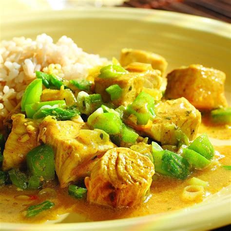 How many calories are in curried fish with sauce - calories, carbs, nutrition