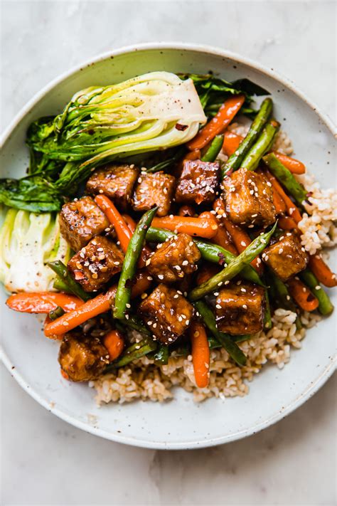 How many calories are in curried sesame tofu with rice & veggies - calories, carbs, nutrition