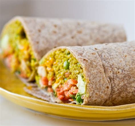 How many calories are in curry quinoa tofu 1/2 wrap w/ veggies - calories, carbs, nutrition