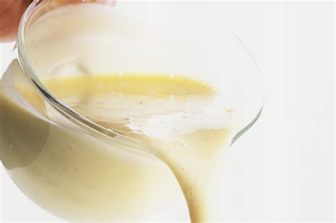 How many calories are in custard sauce - calories, carbs, nutrition