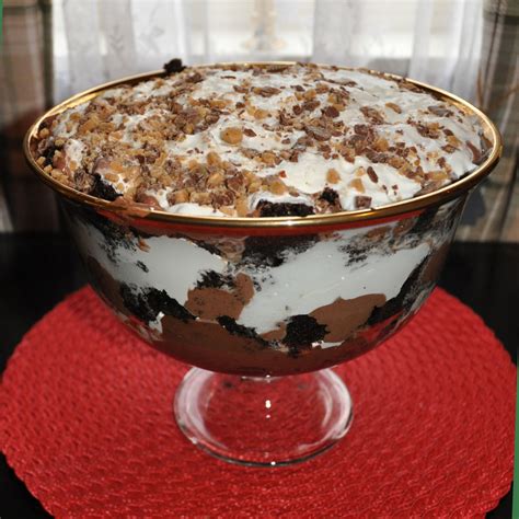 How many calories are in double chocolate trifle - calories, carbs, nutrition