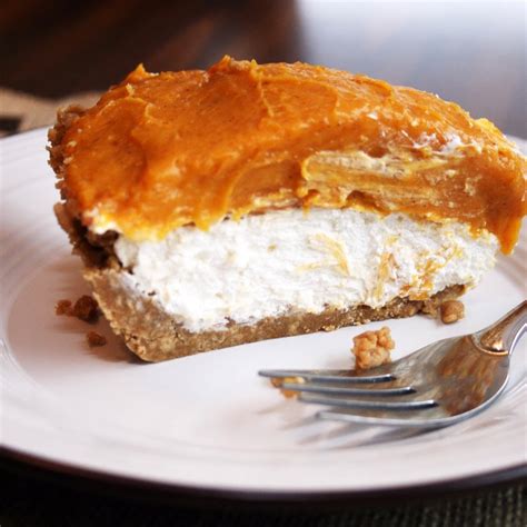 How many calories are in double layer pumpkin pie - calories, carbs, nutrition