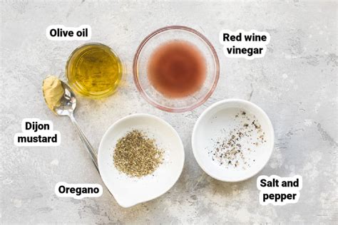 How many calories are in dressing - red wine vinaigrette - calories, carbs, nutrition