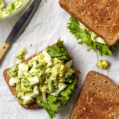 How many calories are in egg salad sandwich with avocado and watercress on multi-grain bread - calories, carbs, nutrition