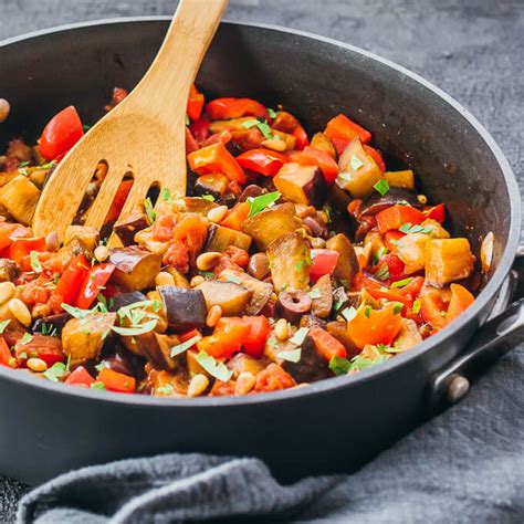 How many calories are in eggplant caponata & mozzarella baguette - calories, carbs, nutrition