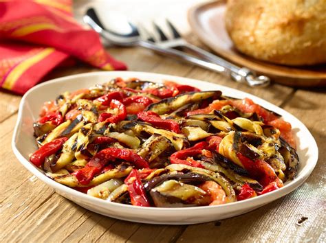 How many calories are in escalibada grilled vegetables - calories, carbs, nutrition