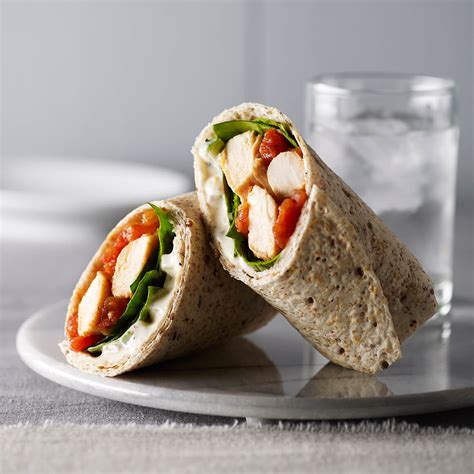 How many calories are in express salsa chicken mini wrap - calories, carbs, nutrition