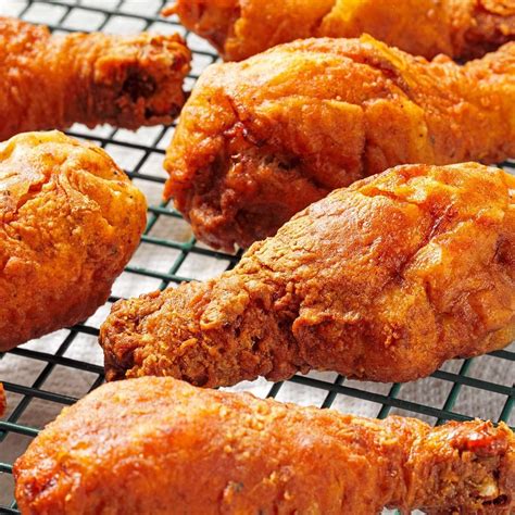 How many calories are in farm 2 fryer bone-in fried chicken legs - calories, carbs, nutrition