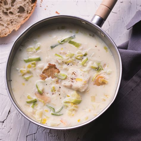 How many calories are in fish market chunky smoked haddock chowder with soda bread - calories, carbs, nutrition