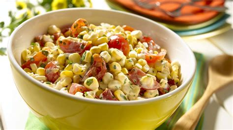 How many calories are in fresh fiesta corn salad - calories, carbs, nutrition