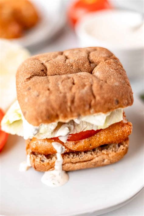 How many calories are in fried cod sandwich, with american cheese - calories, carbs, nutrition