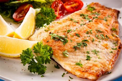 How many calories are in fried flounder with vegetables & rice - calories, carbs, nutrition