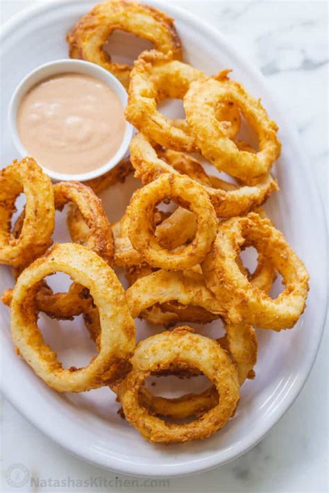 How many calories are in fried onion rings in a light crisp batter - calories, carbs, nutrition