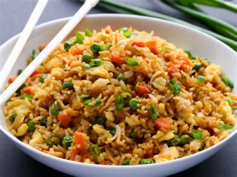 How many calories are in fried rice - calories, carbs, nutrition