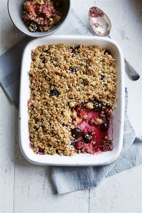 How many calories are in fruit crumble biscuits - calories, carbs, nutrition