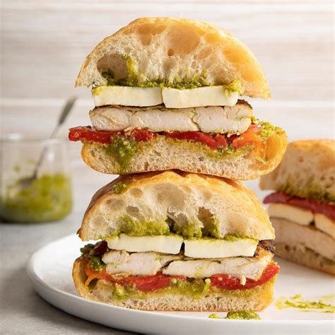 How many calories are in garden pesto press sandwich - calories, carbs, nutrition