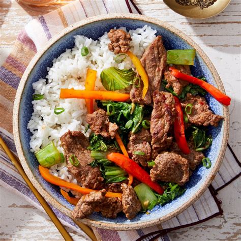 How many calories are in garlic orange chili beef, stir fried - calories, carbs, nutrition