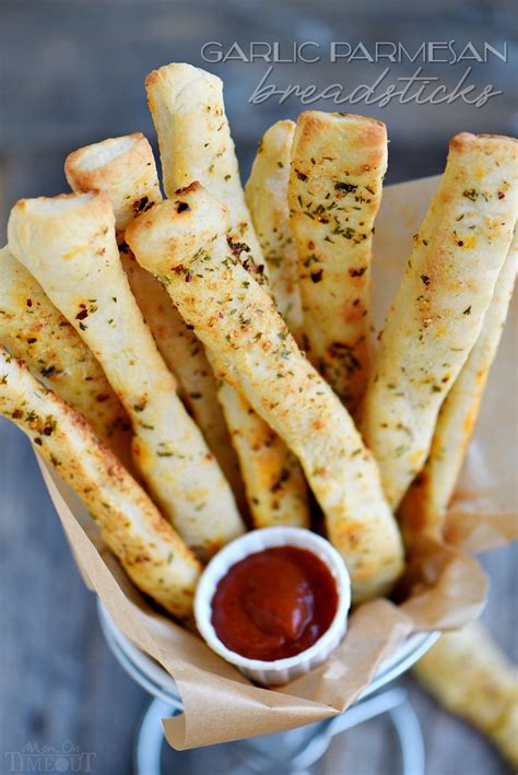 How many calories are in garlic parmesan breadsticks - calories, carbs, nutrition